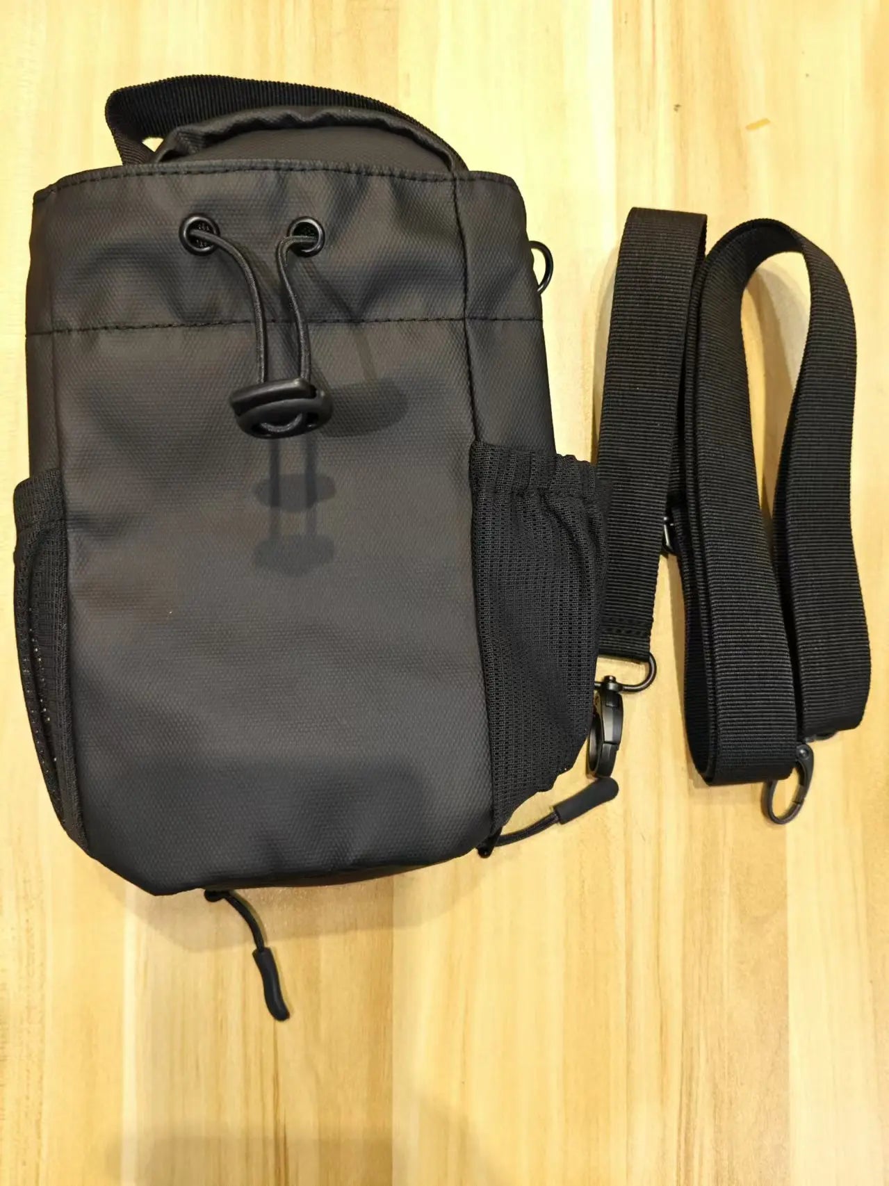 [Magnetic Gym Bag] Large Capacity Water Bottle Holder - Durable Crossbody Pouch with Magnetic Clip for Fitness, Running, Sports